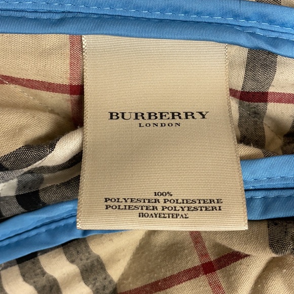 Burberry authentic quilted jacket size small - Picture 3 of 5